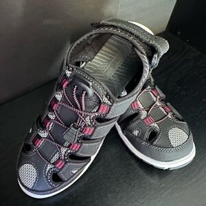 Eddie Bauer Black and Pink Sandals